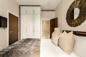 Serpentine & Sage image 12