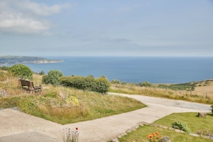 Bayview Escape image 3