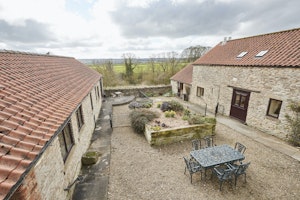 Tranquil Farmhouse image 3