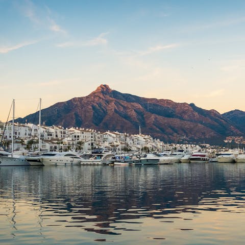 Stay on Marbella's exclusive Golden Mile – steps away from pristine beaches, lavish restaurants, upmarket bars, and more