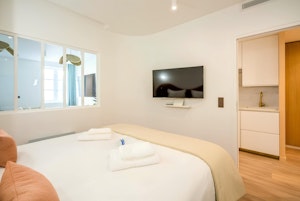Tropez Treasure image 10