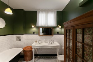 Montparnasse Muse image 3