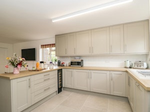 Sherborne Idyll image 3