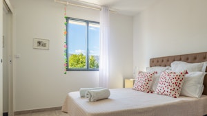 Luberon Light image 5