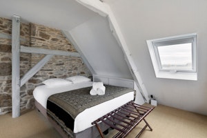 Stone Walls & White image 6