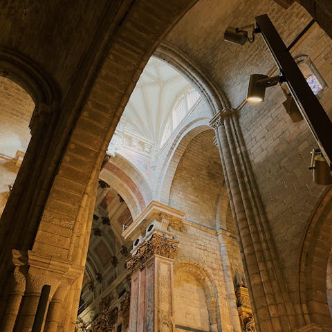 Visit Porto Cathedral, ten minutes away on foot