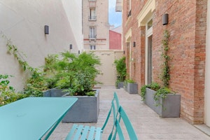 Montmartre Blush image 14