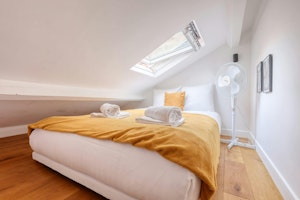 Montmartre Blush image 3