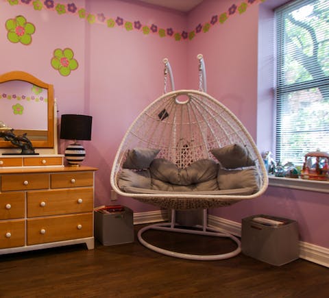 An enchanting swing in the children's room
