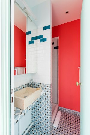 Vibrant & Classic image 14