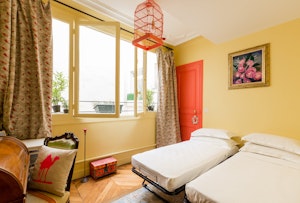 Vibrant & Classic image 3