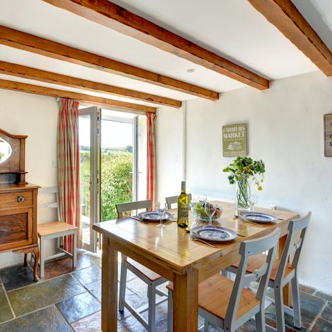 Be inspired by the local culinary offering and prepare your own feast in this cosy home