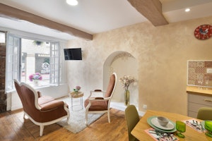 The Fairytale Townhouse image 6
