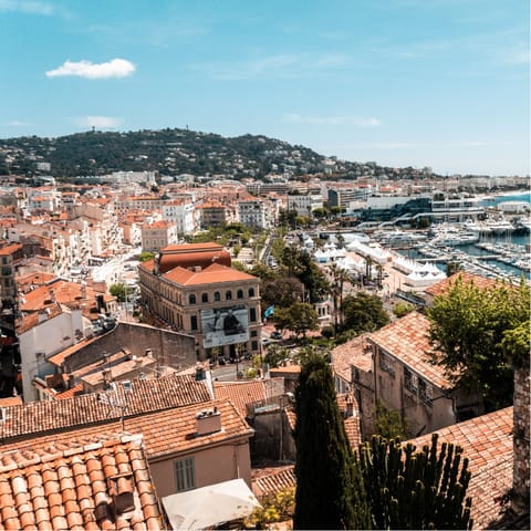 Stroll around the heart of glamorous Cannes on a warm morning