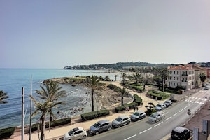 Antibes Sea Vistas image 4