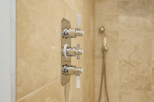 The London Mews image 13