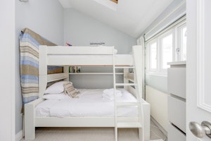 The London Mews image 6