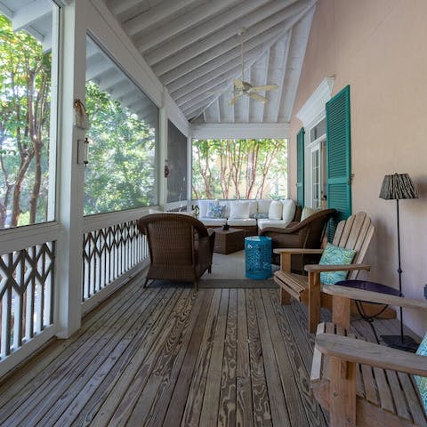 Relax over endless hours on the screened-in porch