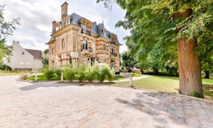 Château Charming image 14