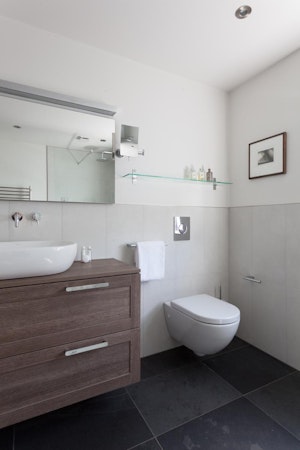 A Battersea Abode image 3
