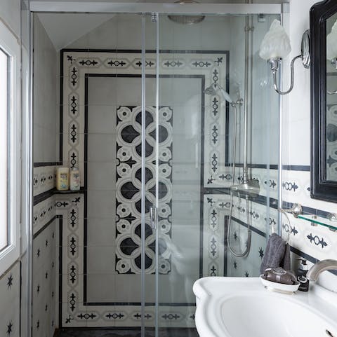 Gorgeous tiled bathroom