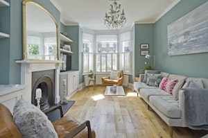 Charming Victorian Delight image 1