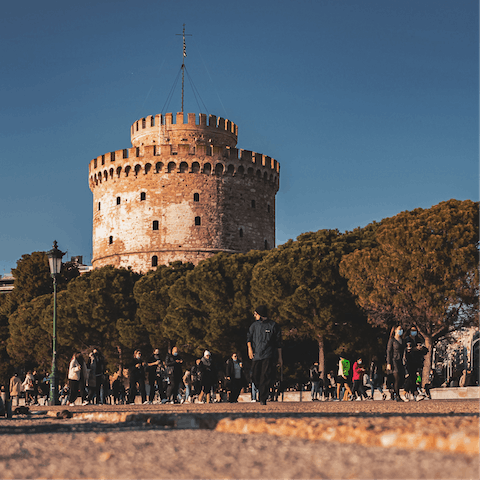 Visit the port city of Thessaloniki