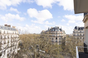 Avenue's Atelier image 13