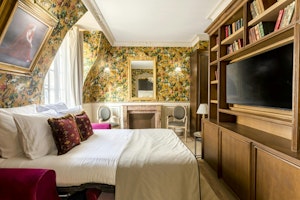 Bright Avenue image 11