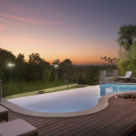 Look forward to sunset swims in the private pool on balmy evenings