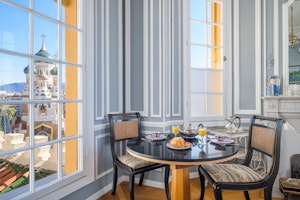 Côte d'Azur Delight image 3