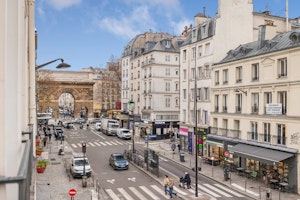 In City Circles image 6