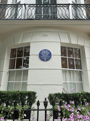 The Holmes Heroine image 13