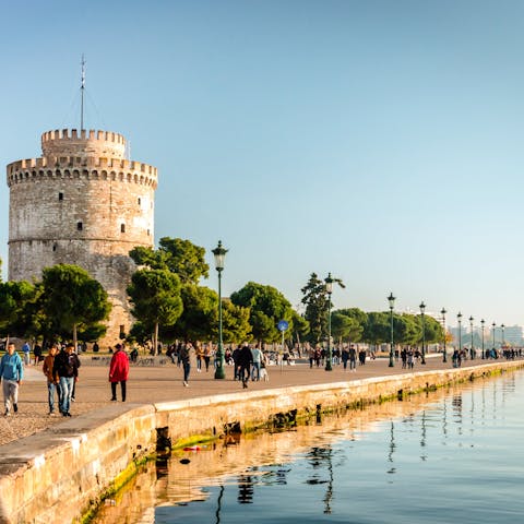 Stroll along the port to the White Tower of Thessaloniki
