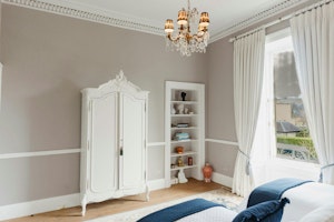 Ravelston Elegance image 5