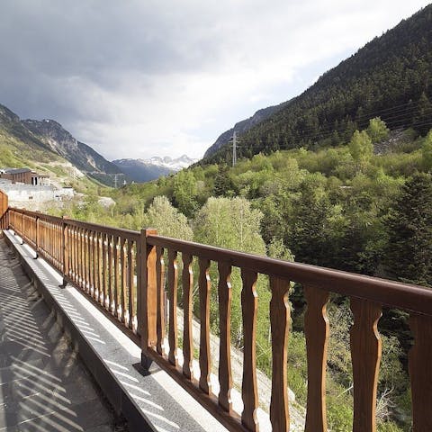 Marvel at the majesty of the Catalan Pyrenees from your home's lengthy balcony