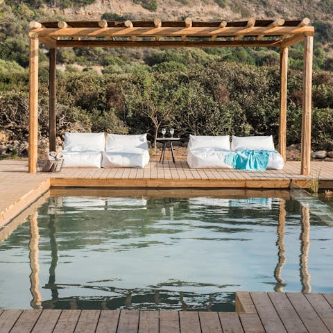 Spend hot afternoons catching a tan on the loungers or cooling off in the pool
