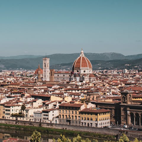 Spend a day sightseeing in Florence – just forty-minutes away