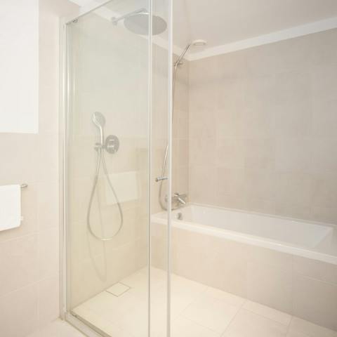 Sink into a hot bath to top off a busy day in the city