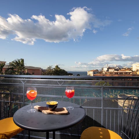 Find the perfect spot for sun set drinks on the balcony 