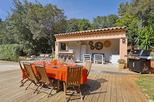 Riviera Charm image 8