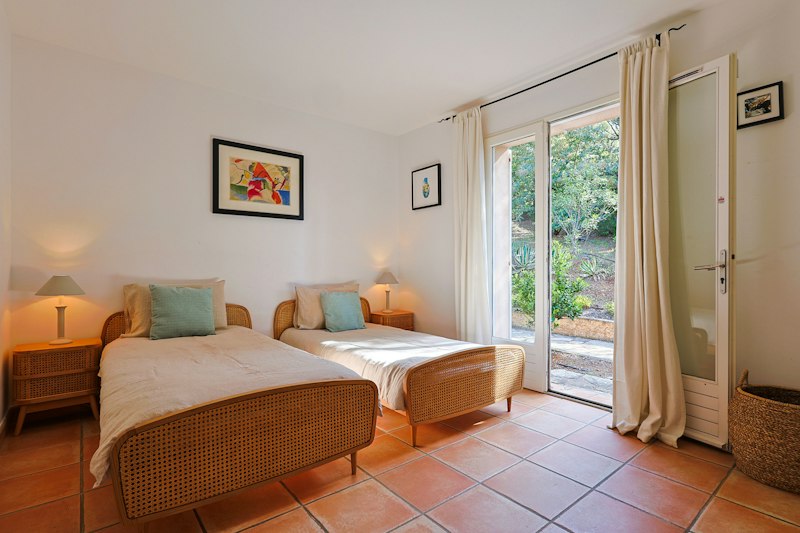Riviera Charm additional image