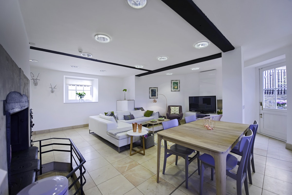 Lower Garden Suite