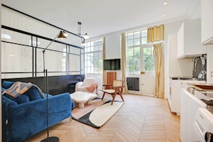 Parisian Nouveau image 14