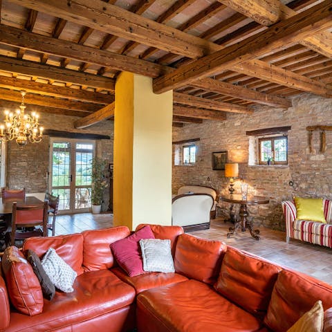 Enjoy the comfort and unique design of this 16th century home 
