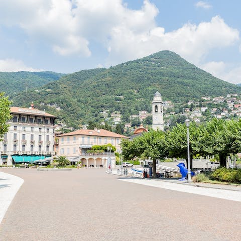 Head into the pretty centre of Cernobbio, flanked by green mountains