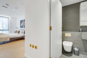 A Contemporary Touch image 14