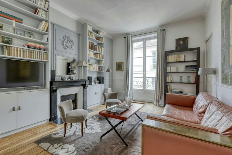The Parisian Light additional image