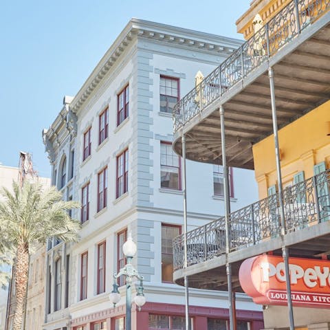 Take a stroll through your French Quarter neighbourhood to soak up the intoxicating sights, smells and sounds