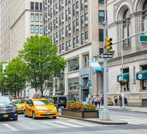 Explore all New York has to offer from your prime location on Park Avenue